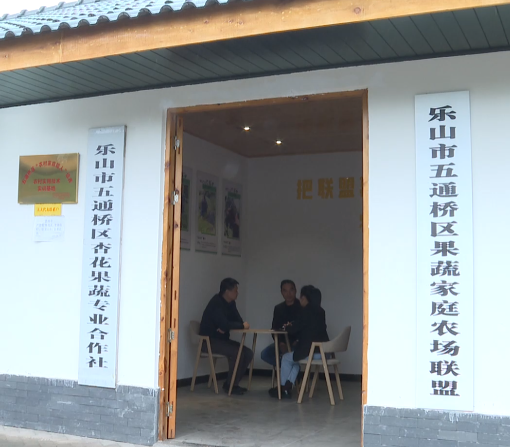 袁桢霞4.png 袁桢霞4.png